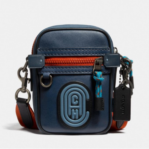 Dylan 10 In Colorblock With Coach Patch