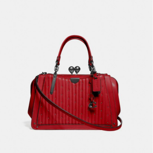 Coach Kisslock Dreamer 21 铆钉斜挎包