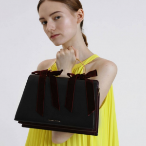 Charles & Keith 天鹅绒蝴蝶结手提包