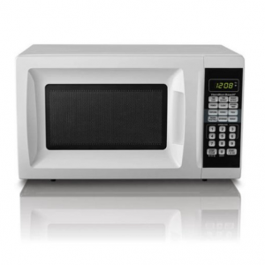 Hamilton Beach 0.7 Cu. Ft. White Microwave Oven, White @Walmart