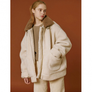 WConcept 泰迪外套