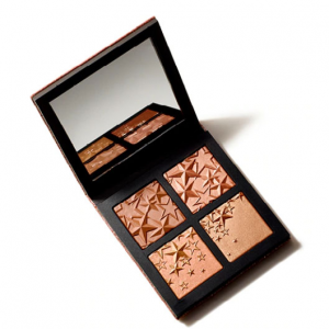 STAR-DIPPED FACE COMPACT