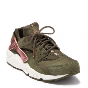 Nike Air Huarache 跑鞋