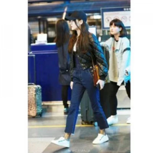 迪丽热巴、王珞丹同款运动鞋