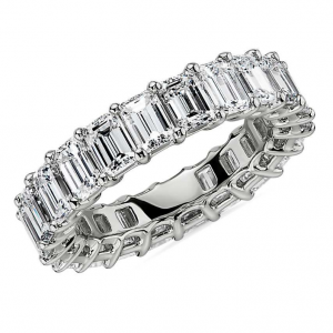 Blue Nile Emerald Cut 鑽戒