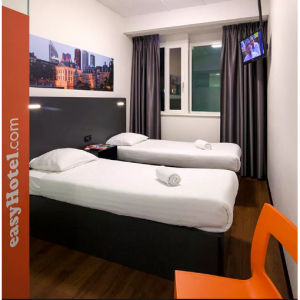 20% off when you book 2 nights and more @EasyHotel