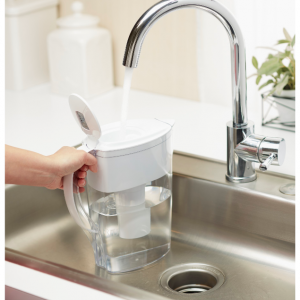 Brita 碧然德6杯容量滤水壶，带滤芯，3色可选 @ Walmart