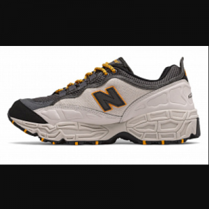 New Balance 801