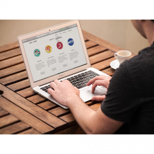 12个美国最好的在线Logo设计网站推荐 - 免费付费的都有！（附优惠码+高达40%返利）