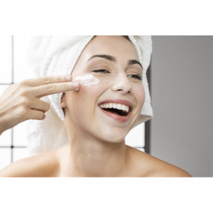 2025年7款好用靠谱的眼霜测评及推荐（附海淘购买网站+15%返利） 