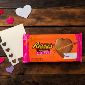 REESE'S Milk Chocolate Peanut Butter Hearts Candy, Valentine's Day, 16 Oz. Pack @ Amazon