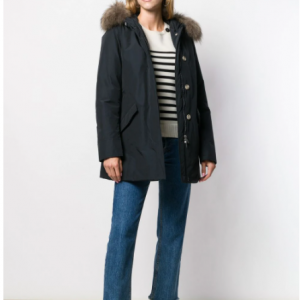Woolrich 羽绒服
