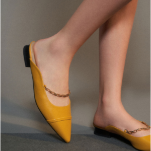Charles & Keith 穆勒鞋