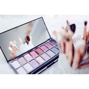 8个热门海淘眼影盘网站推荐（附海淘攻略+优惠码+8%返利）- NARS、Colourpop、Urban Decay、MAC等