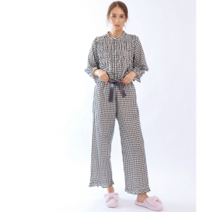 narue  薄手で軽やかなWガーゼ仕立て レトロなギンガムチェック柄パジャマ