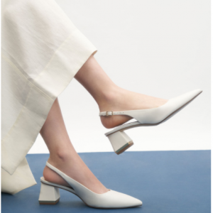 Charles & Keith Metallic Accent Slingback 中跟鞋