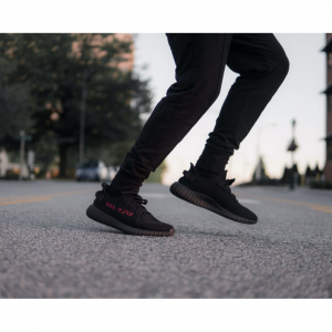 2023最新椰子Yeezy 350全配色汇总（附发售时间及当前价格+球鞋交易平台）