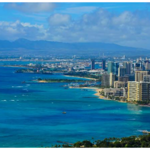 Honolulu, HI - 3 nights hotel + Round-trip flight from $476 @Priceline