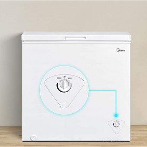 Midea 美的家用冰柜 7.0 Cubic Feet @ Amazon