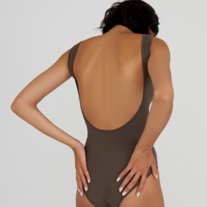 Боди в рубчик с глубоким вырезом на спине шоколад