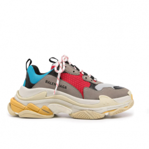 FARFETCH官網 Balenciaga Triple S 巴黎世家爆款老爹鞋7折熱賣 