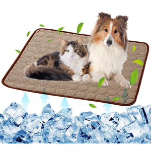 SOMOYA Dog Self Cooling Mat Pet Washable Summer Cooling Pads @ Amazon