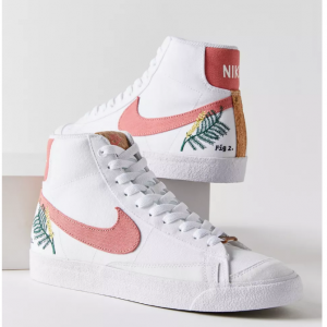 Nike Blazer Mid ‘77 SE Catechu Sustainable Sneaker @ Urban Outfitters