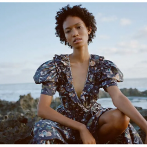 Bergdorf Goodman官网 折扣区时尚美衣、美鞋、美包折上折促销