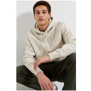 Urban Outfitters官网 Champion Paint Splatter喷漆连帽卫衣5.4折热卖