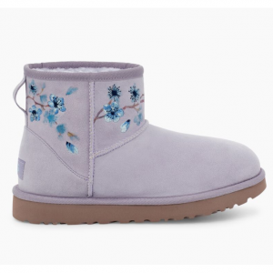 Ugg 刺绣 短款雪地靴 5-7码黄金码全～