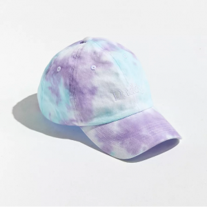 白菜价！Urban Outfitters官网 Daddy扎染风刺绣Logo棒球帽