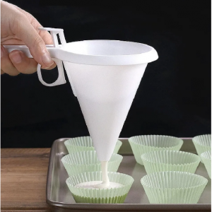 PatPat 烘焙用可调节漏斗