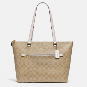64% Off COACH Gallery Tote In Signature Canvas @ Shop Premium Outlets