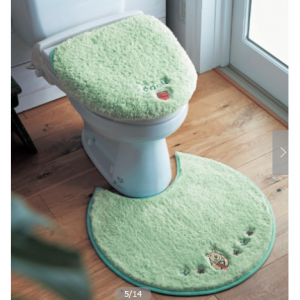 ディズニー 【まとめ買いがお得】ふわふわトイレマット・フタカバー