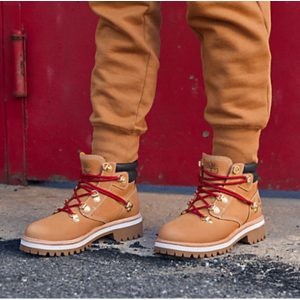 The Black Friday Event - 30% Off Select Styles @ Timberland 
