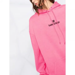 FARFETCH官网精选Balenciaga巴黎世家时尚单品专场优惠！