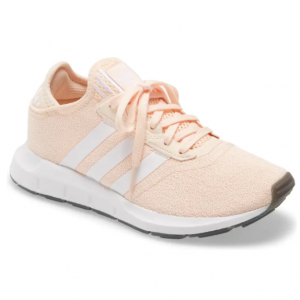 adidas Swift 女士跑鞋 粉色码全