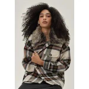 Nasty Gal官网全场时尚服饰优惠！