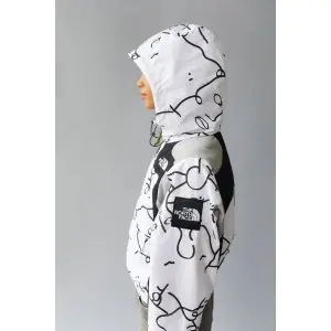 Urban Outfitters官网精选The North Face NSE北面夹克外套优惠！