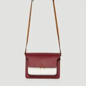 LN-CC官网MARNI Trunk中号单肩包优惠！