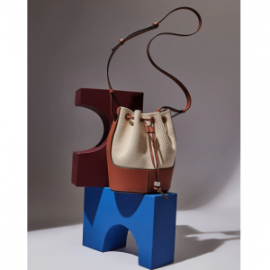 Saks Fifth Avenue官网Loewe Small Balloon水桶包优惠！