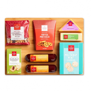 Hickory Farms Holiday Snack Board Gift Set, 9 Piece $15.03