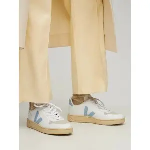 LUISAVIAROMA官网精选Veja V-10小白鞋优惠！