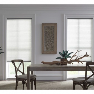 Blinds.com 遮光百叶窗