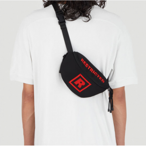 Vetements 18+ Restricted 腰包