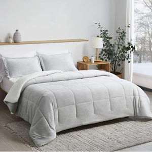 Bedsure Luxurious Micromink Sherpa Twin Comforter Set 2 Pieces, Light Grey @ Amazon