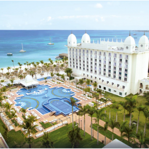 40% off Riu Palace Aruba All Inclusive @Expedia