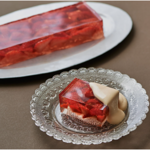 いったつみとらどう いちごと白ワインのゼリー とろりカスタードソース