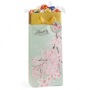 Create Your Own LINDOR Truffles Spring Floral Gift Bag (75-pc)