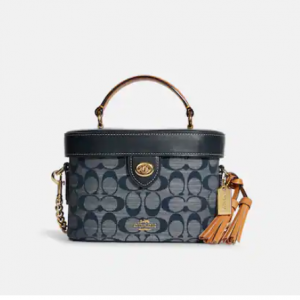 40% Off Coach Kay Crossbody In Signature Chambray @ Coach Outlet